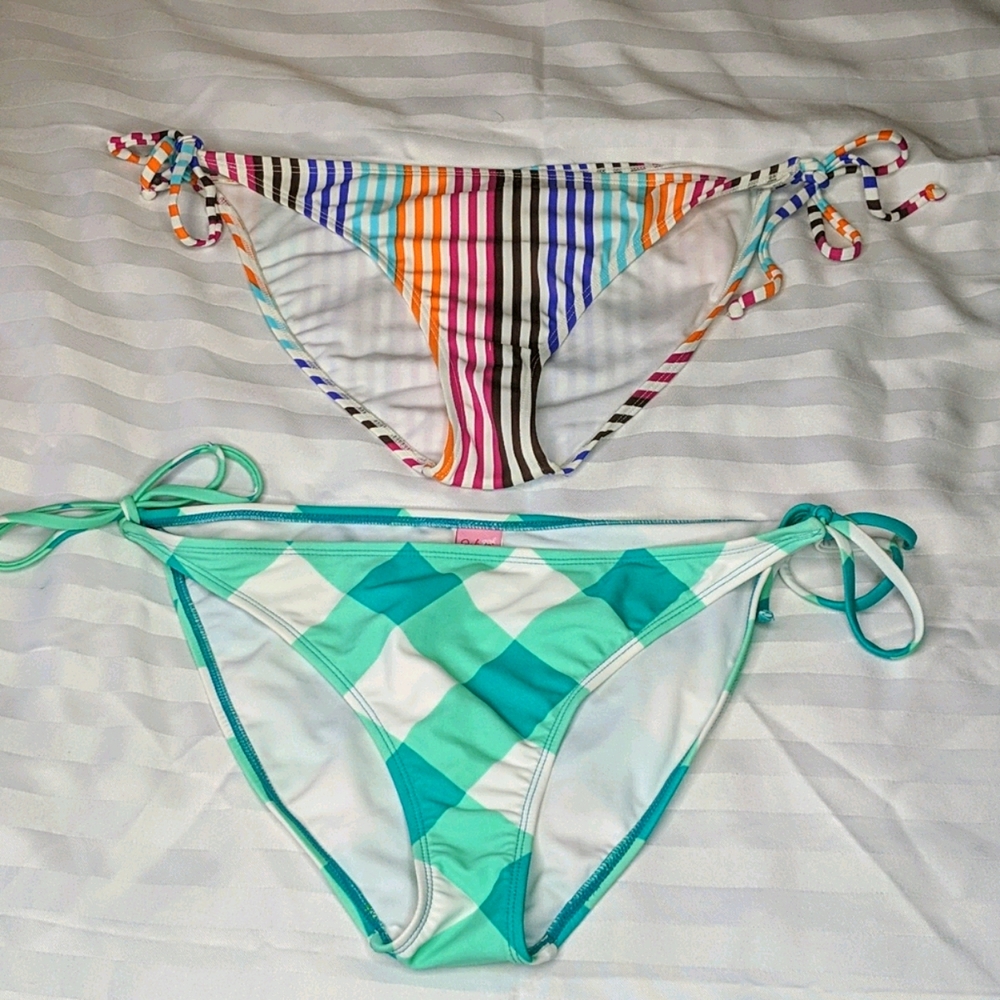 NWOT 2 Winki String Bikini Bottoms